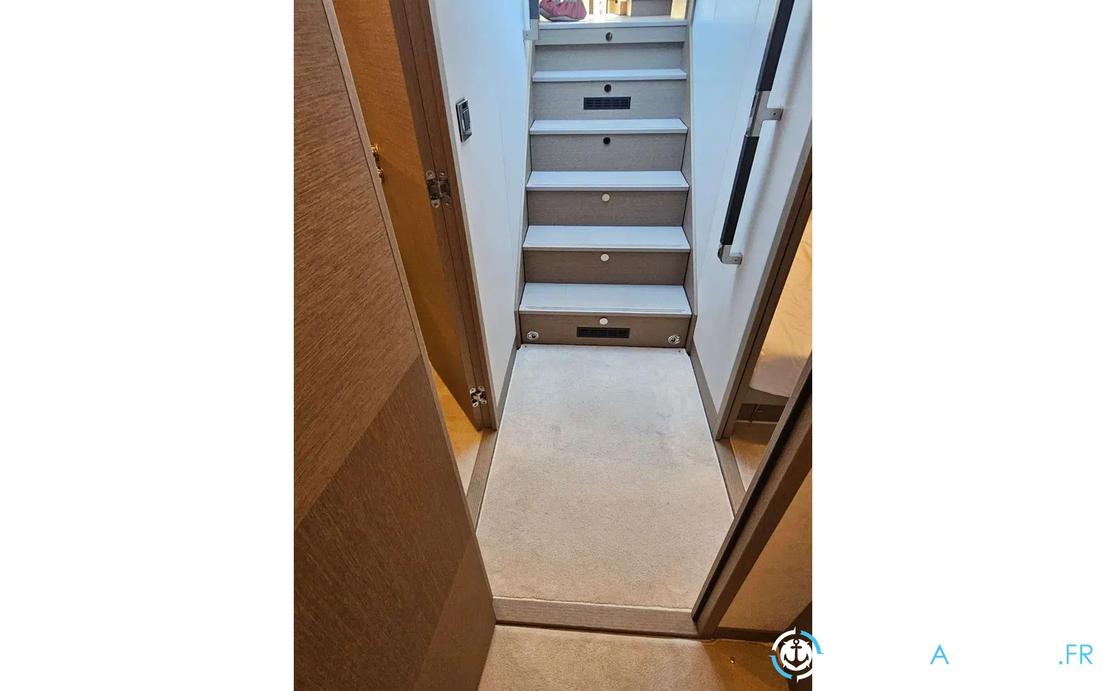 slider 2 Jeanneau Prestige 590