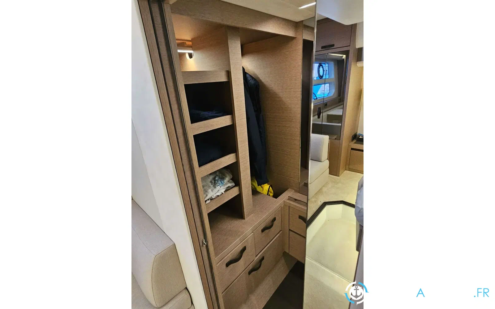 slider 39 Jeanneau Prestige 590