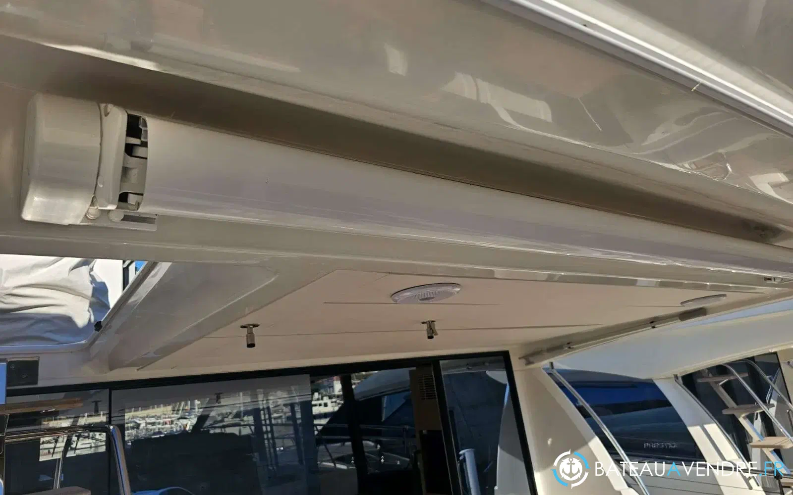 slider 8 Jeanneau Prestige 590