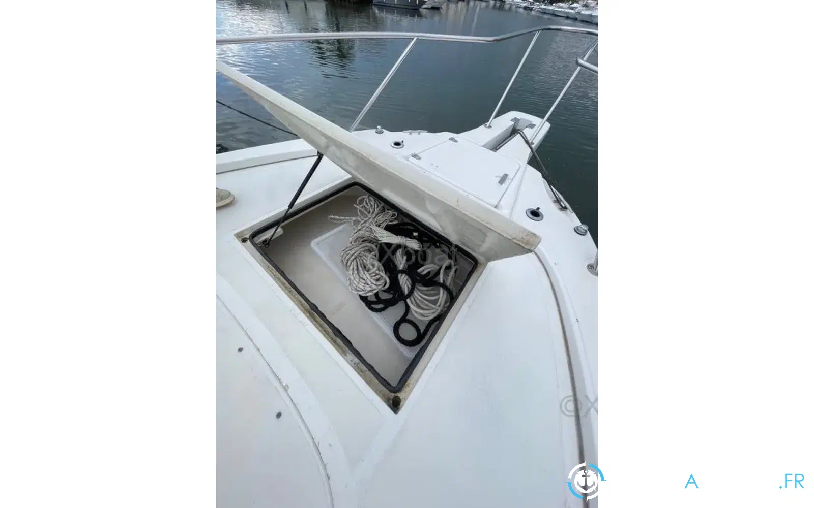 slider 9 Boston Whaler 28 Outrage