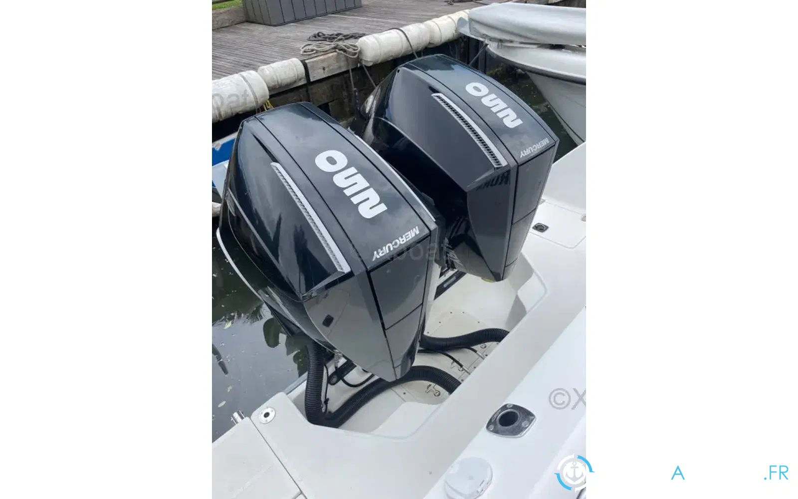slider 7 Boston Whaler 28 Outrage