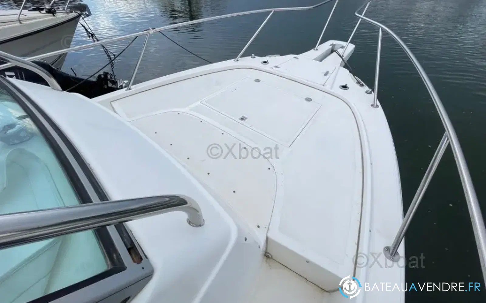 slider 8 Boston Whaler 28 Outrage