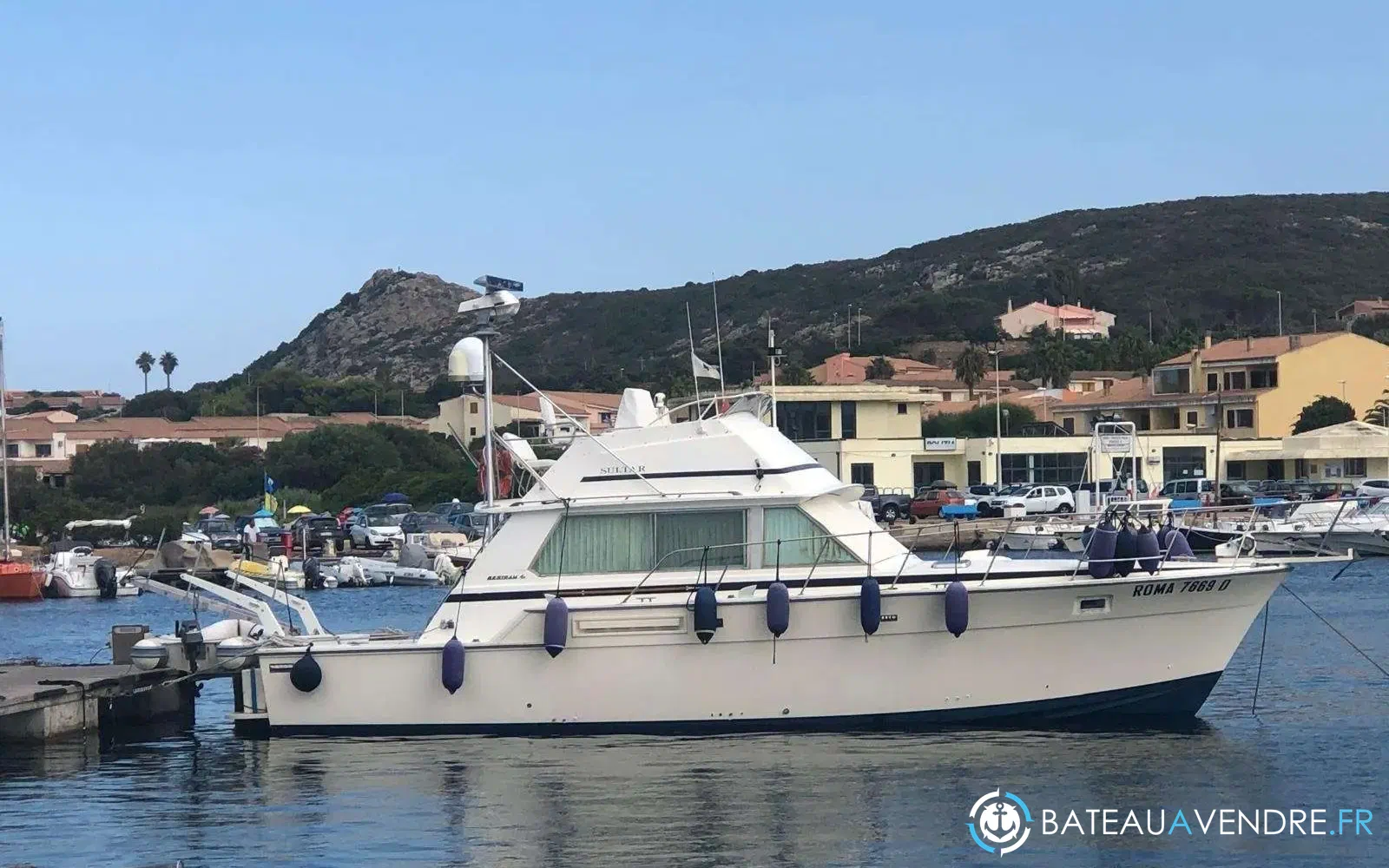 slider 15 Bertram 42 Sport Fisherman