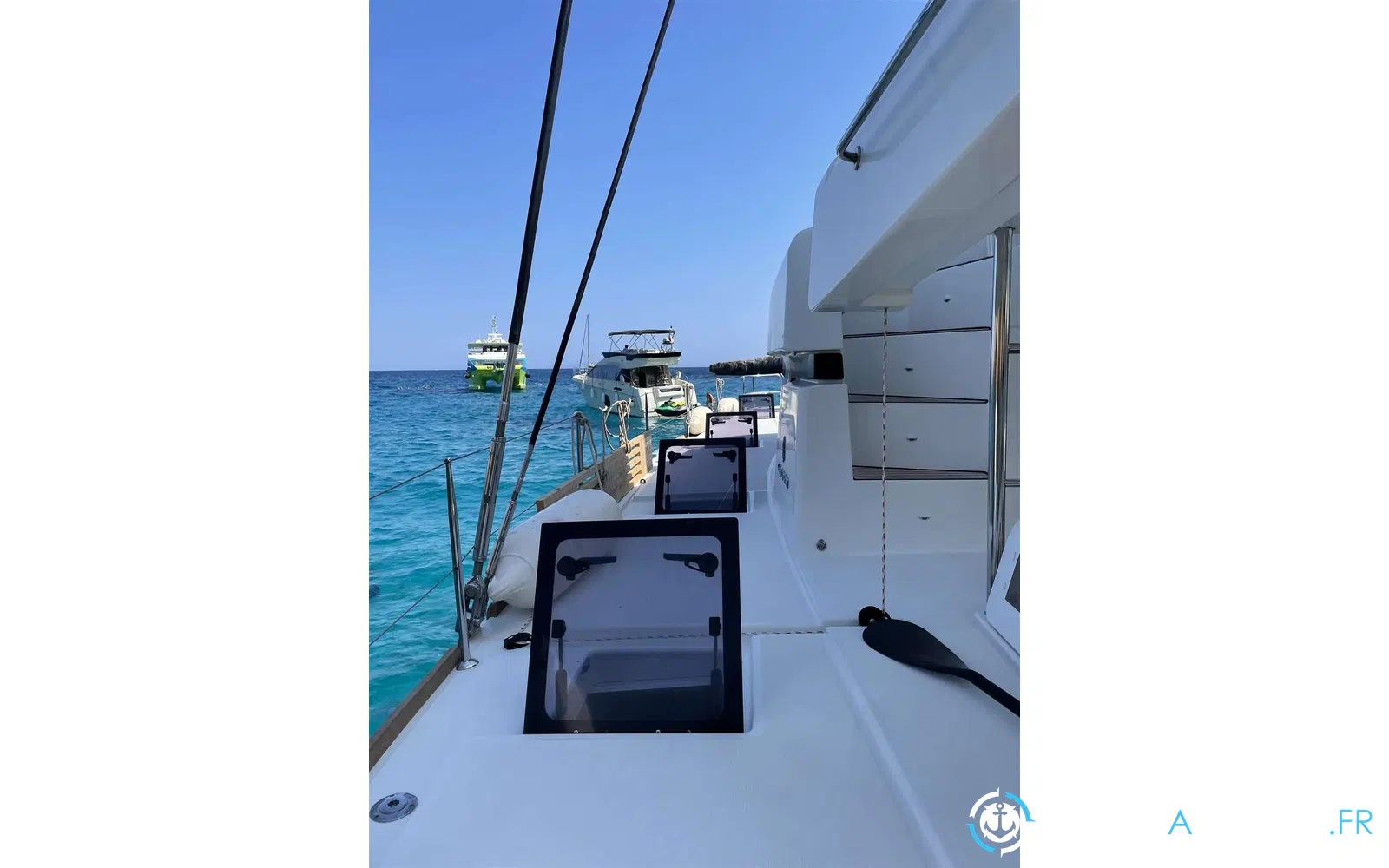 slider 11 Lagoon 52 F
