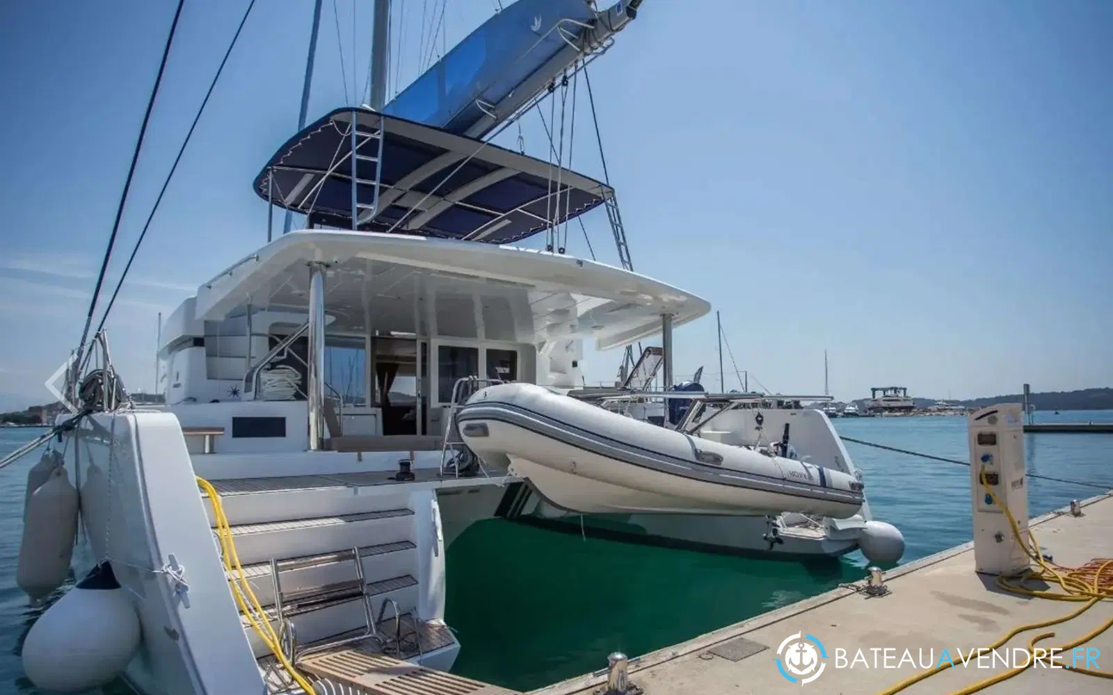 slider 17 Lagoon 52 F