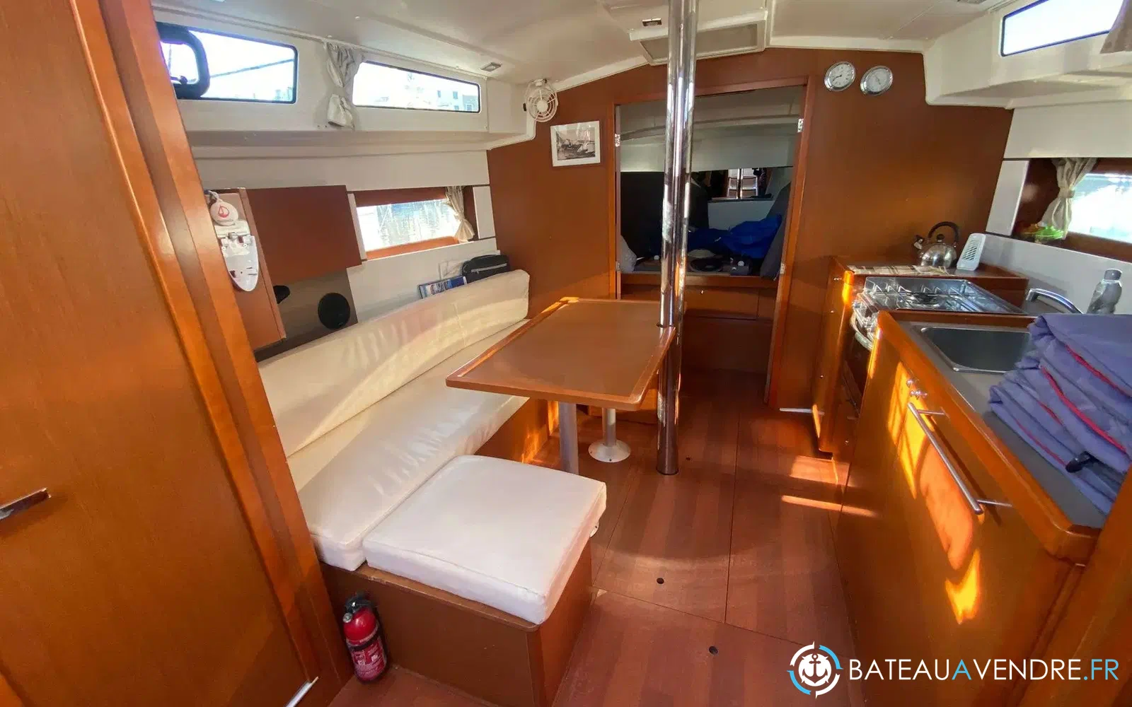 slider 21 Beneteau Oceanis 38.1