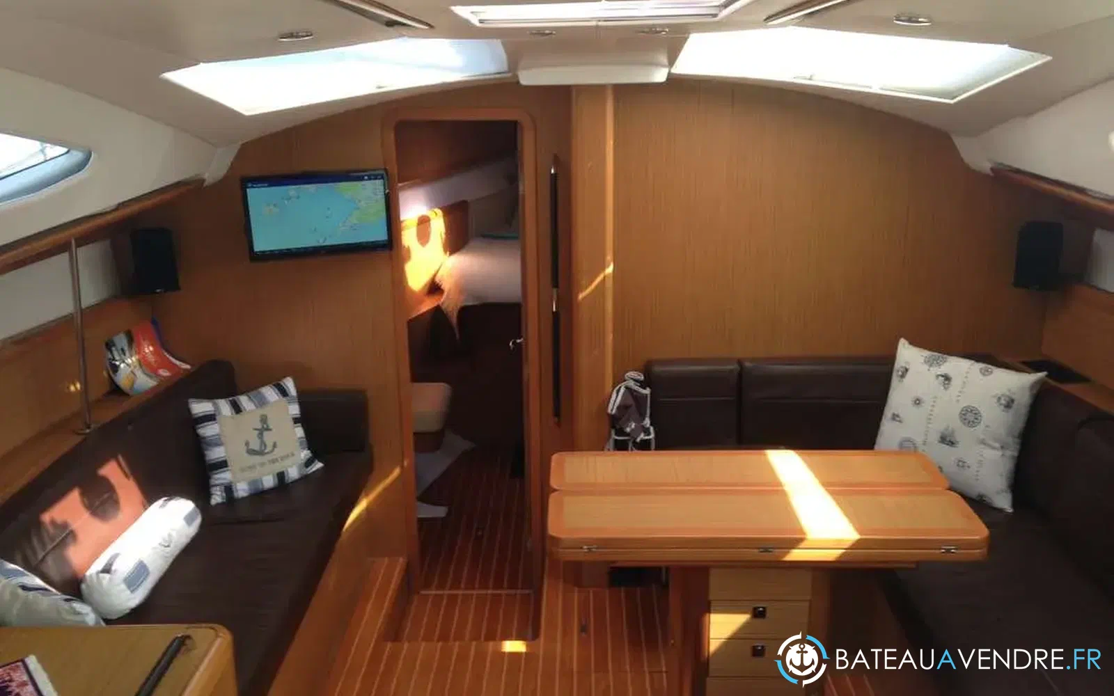 slider 19 Jeanneau Sun Odyssey 45 DS