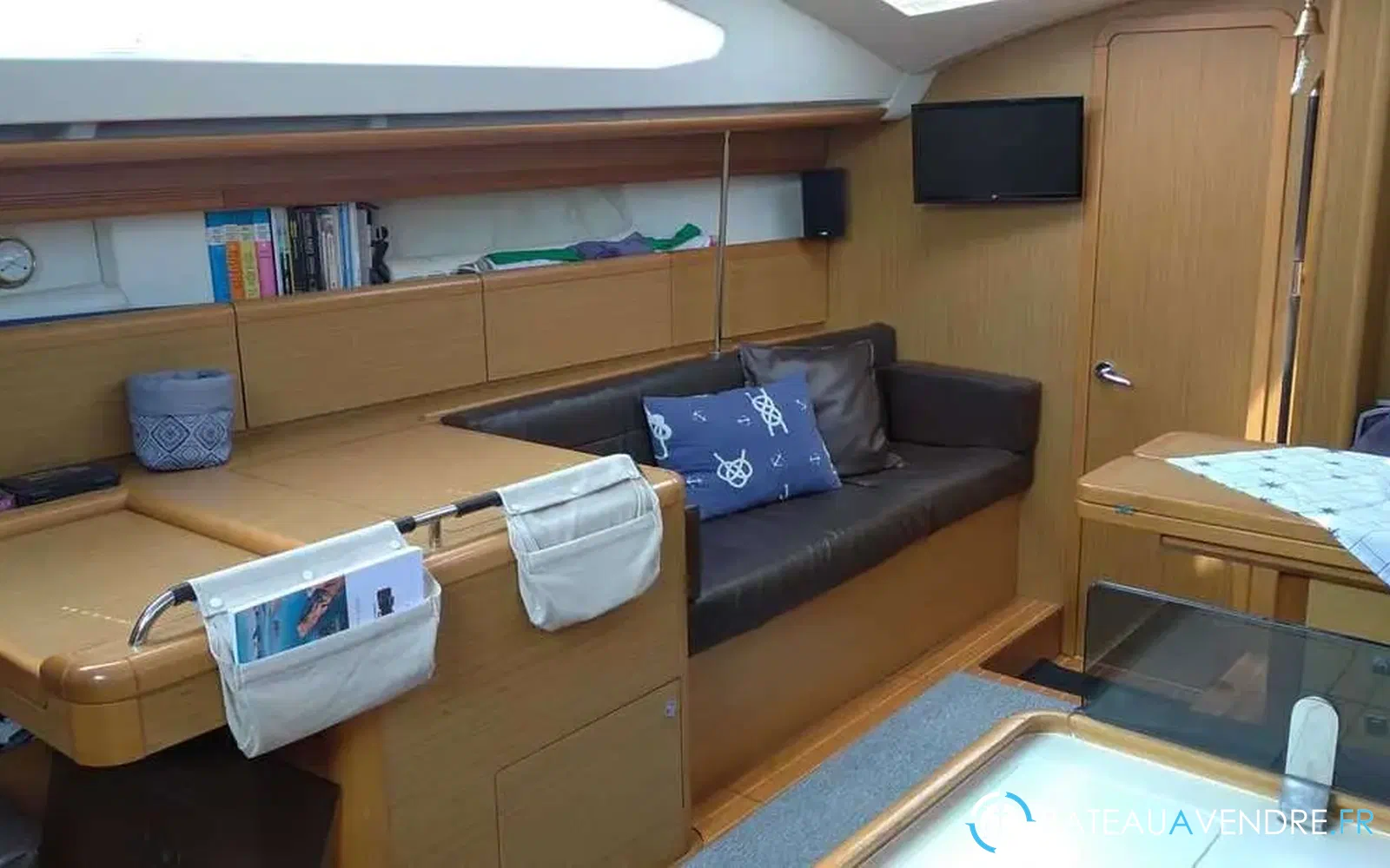 slider 21 Jeanneau Sun Odyssey 45 DS