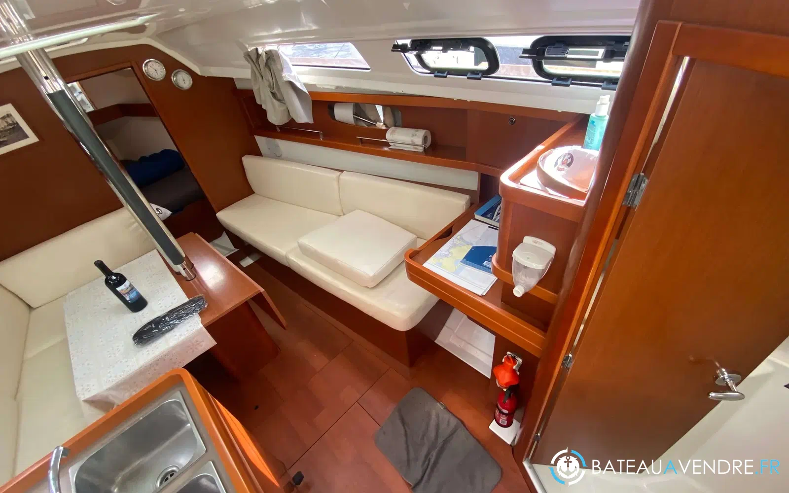 slider 15 Beneteau Oceanis 31
