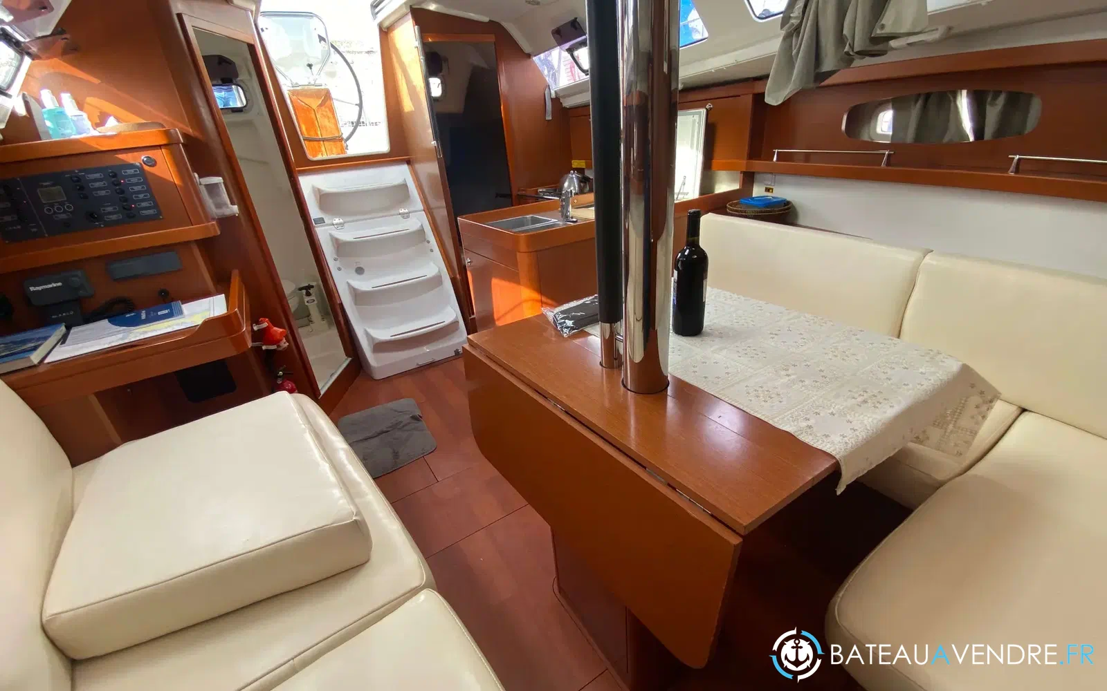 slider 1 Beneteau Oceanis 31
