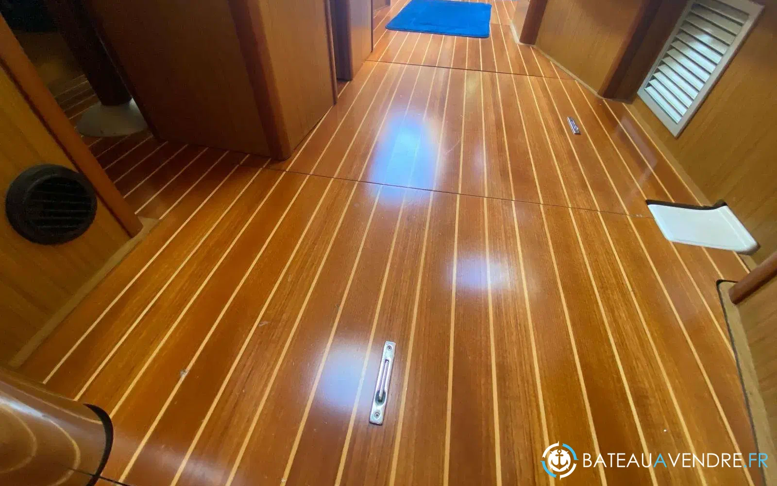 slider 19 Jeanneau Sun Odyssey 45