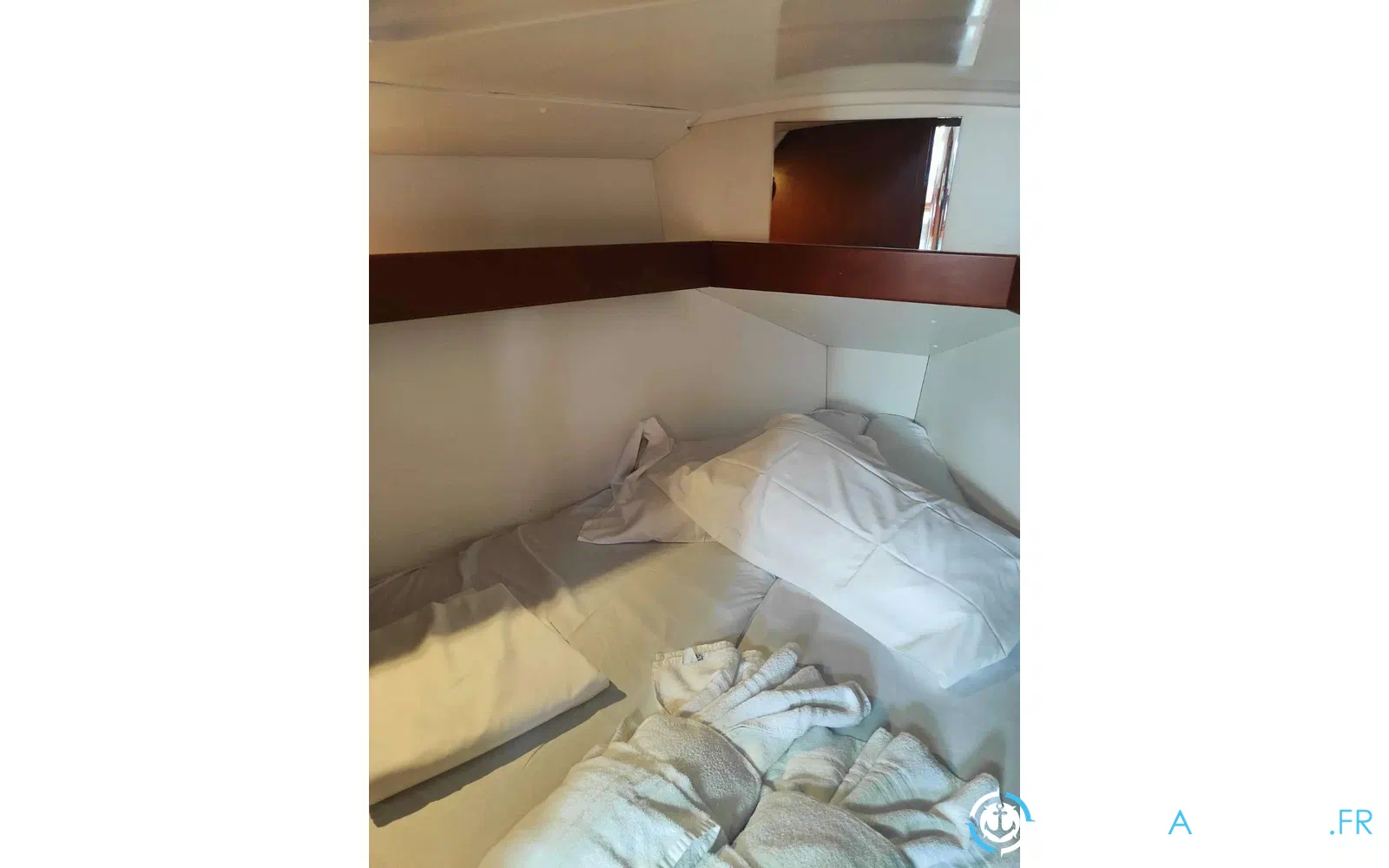 slider 1 Beneteau Oceanis 31