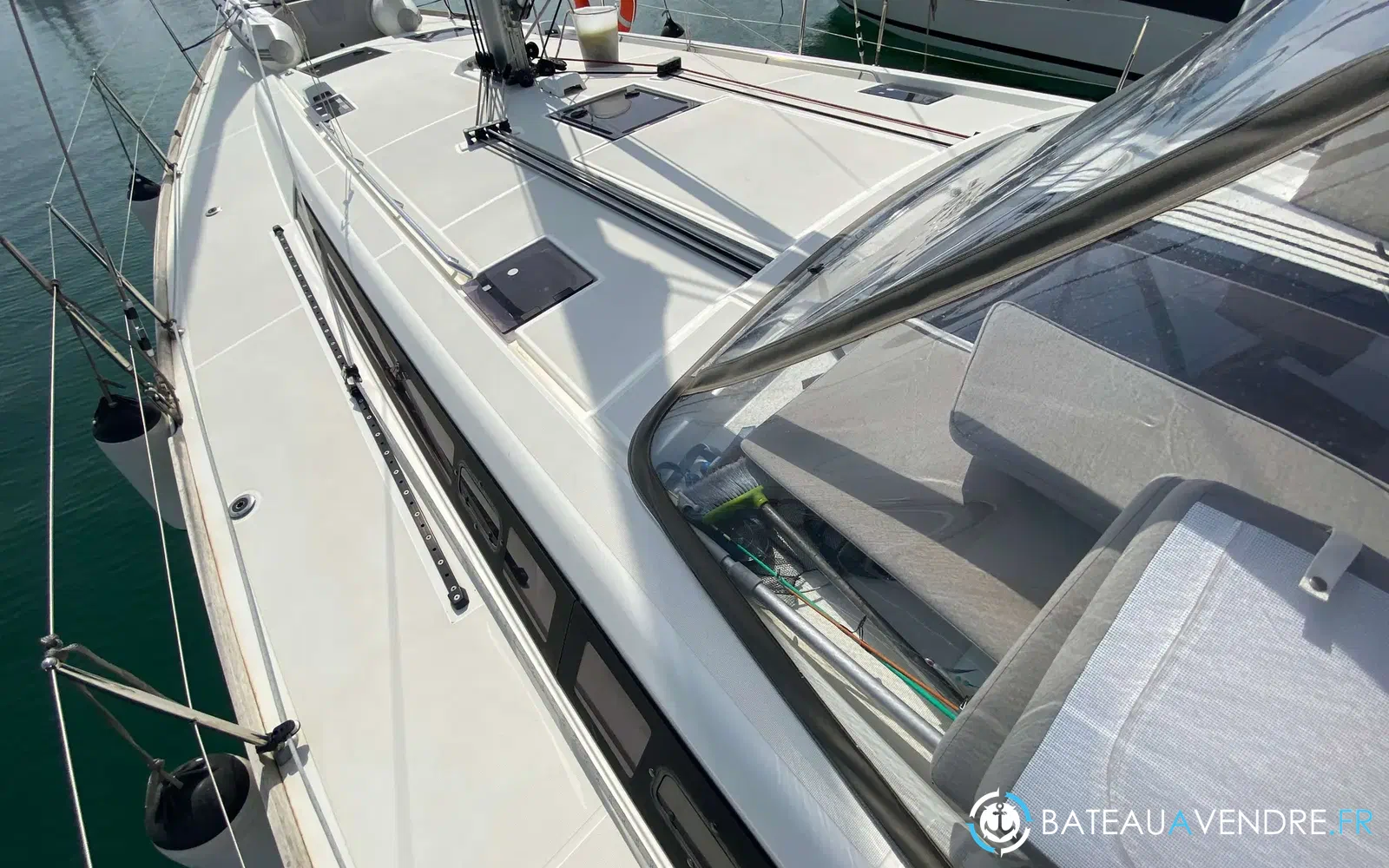 slider 15 Beneteau Oceanis 48