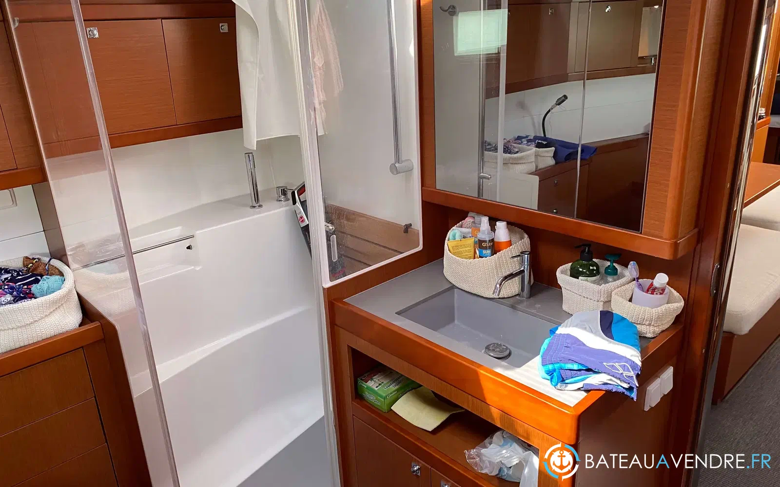 slider 51 Beneteau Oceanis 48
