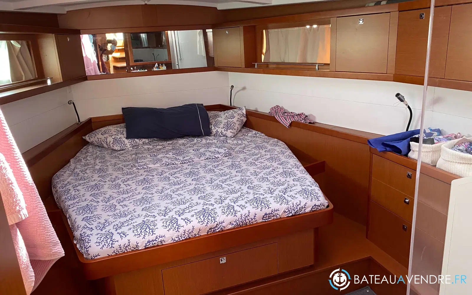 slider 58 Beneteau Oceanis 48