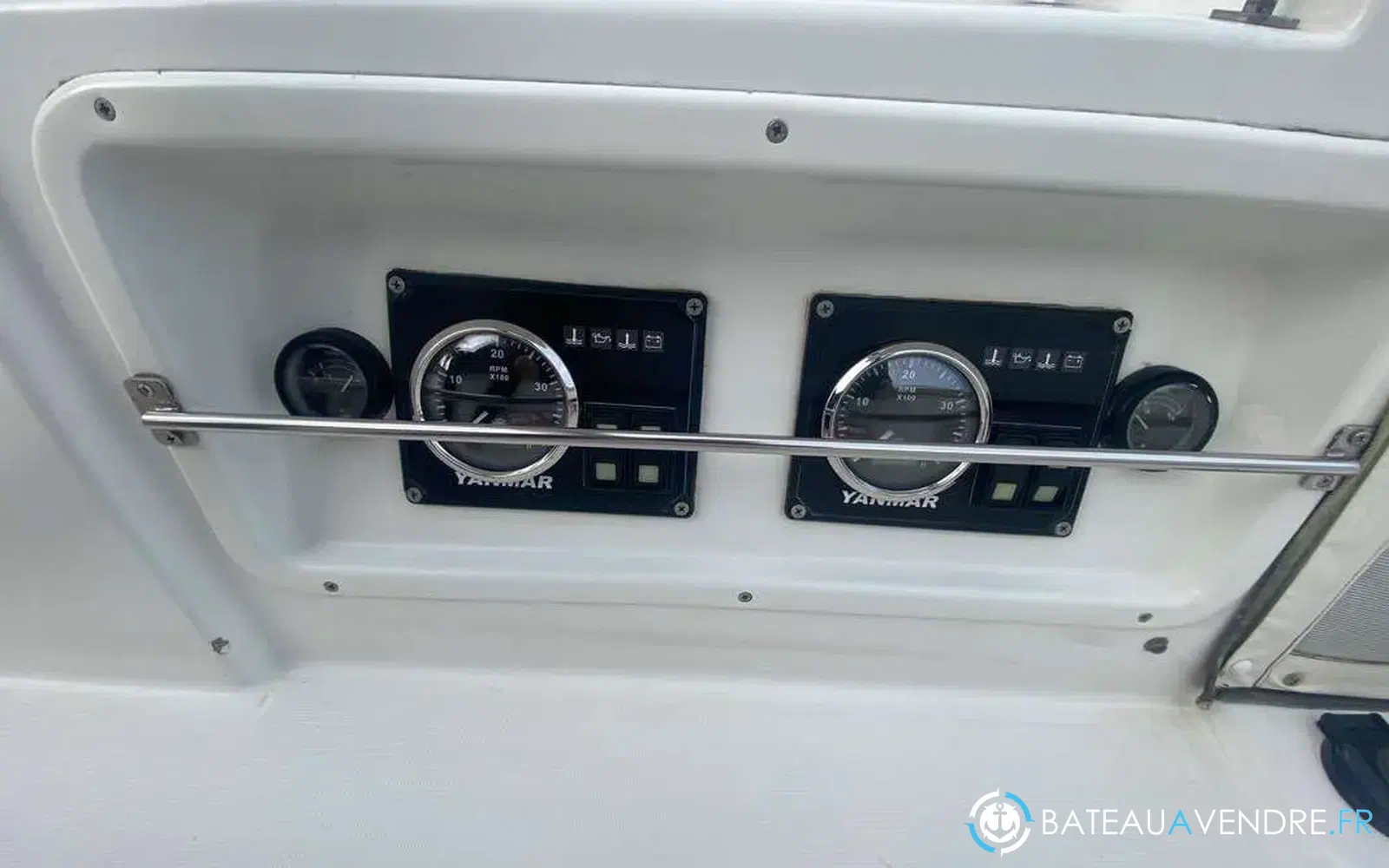 slider 17 Lagoon 440