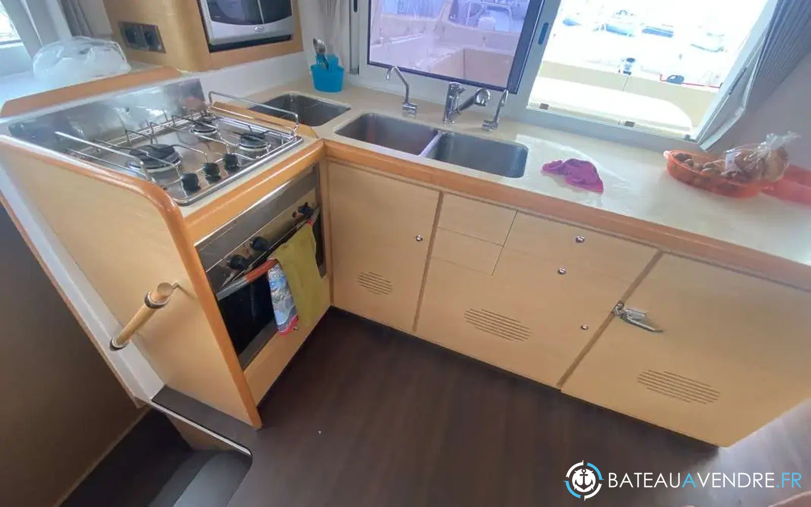 slider 58 Lagoon 440