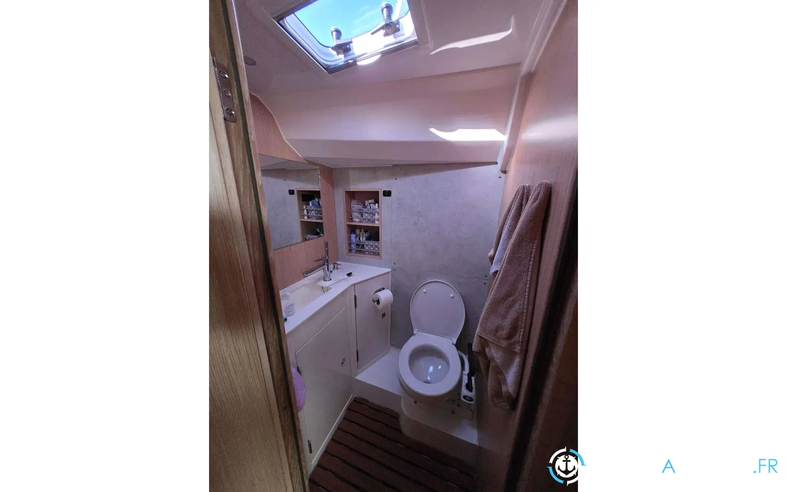 slider 18 Bavaria C42