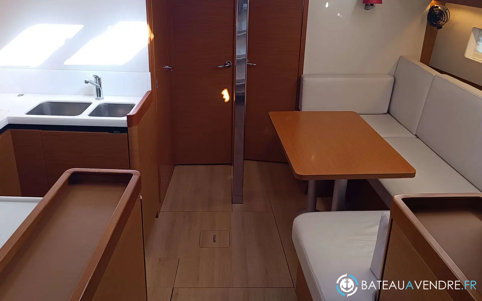 slider 2 Jeanneau Sun Odyssey 440