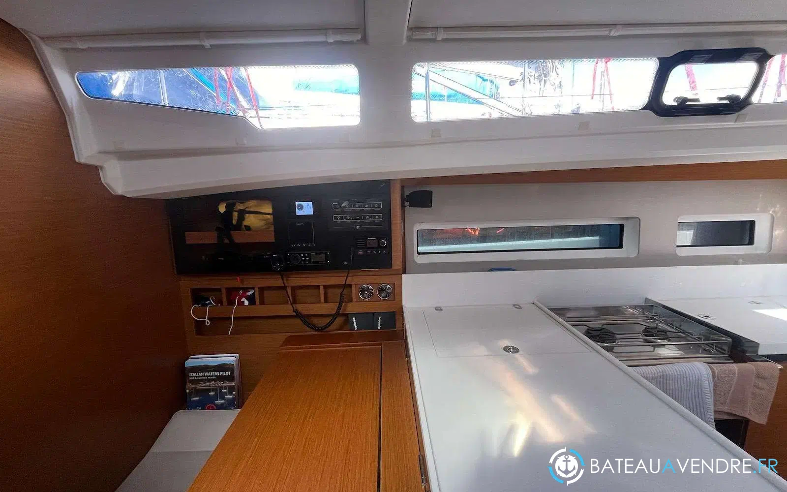 slider 10 Jeanneau Sun Odyssey 440