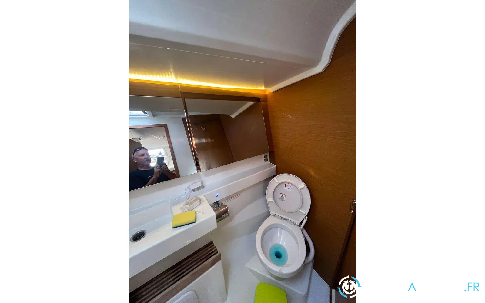 slider 12 Jeanneau Sun Odyssey 440