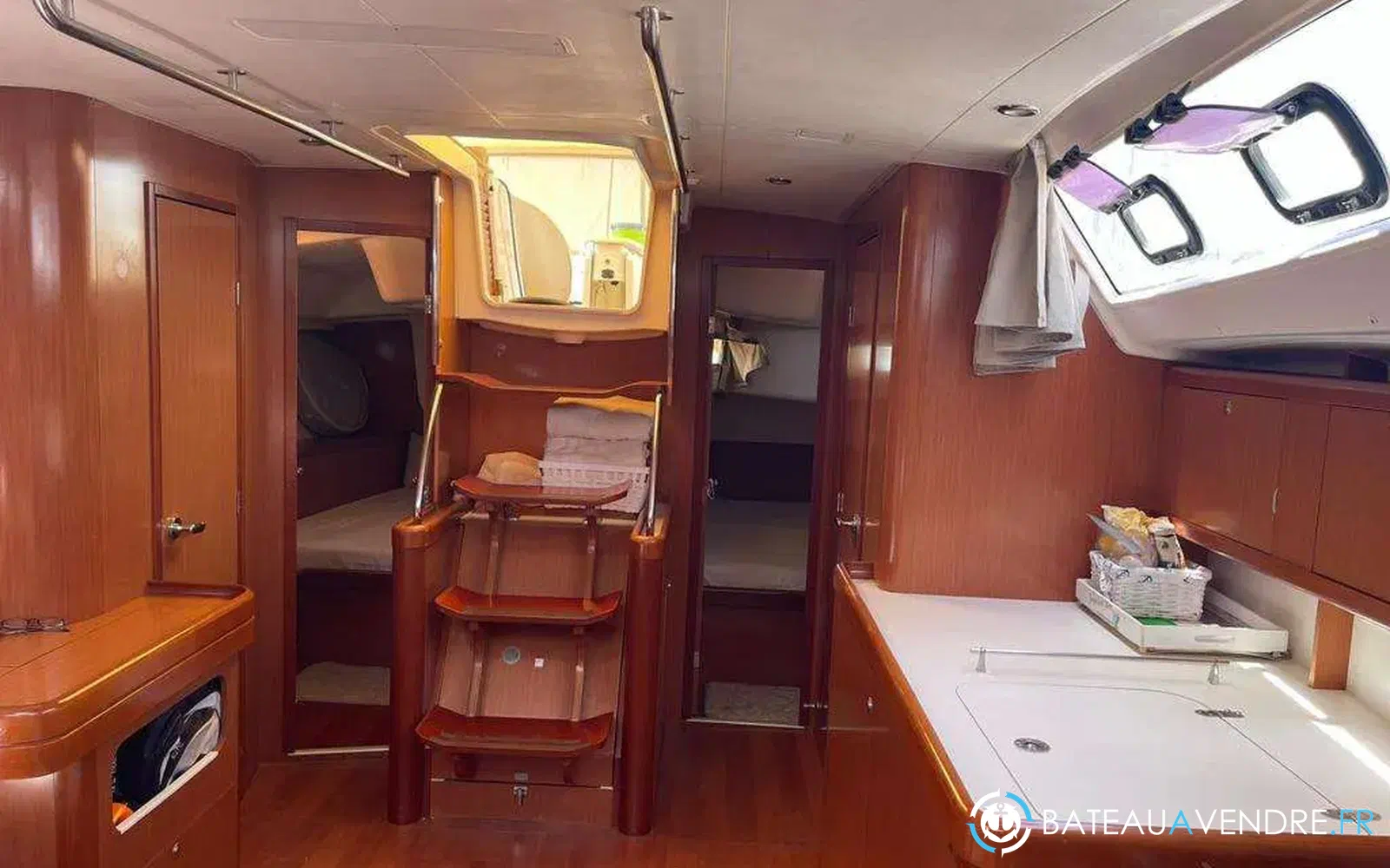 slider 1 Beneteau Oceanis 46