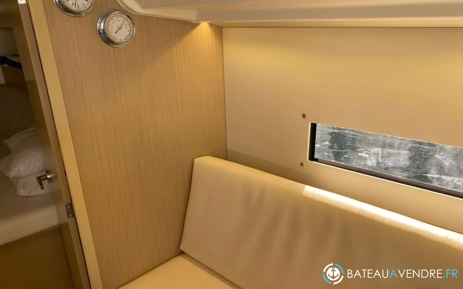 slider 3 Beneteau Oceanis 30.1