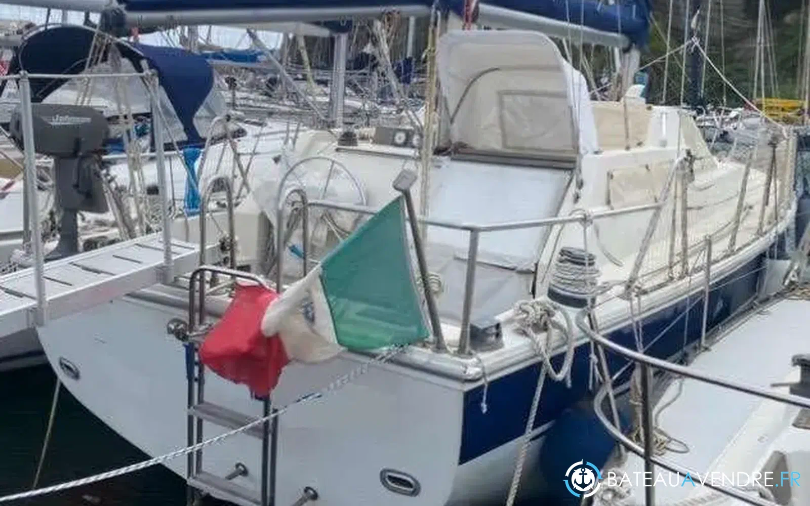 slider 0 Ferretti Altura 42