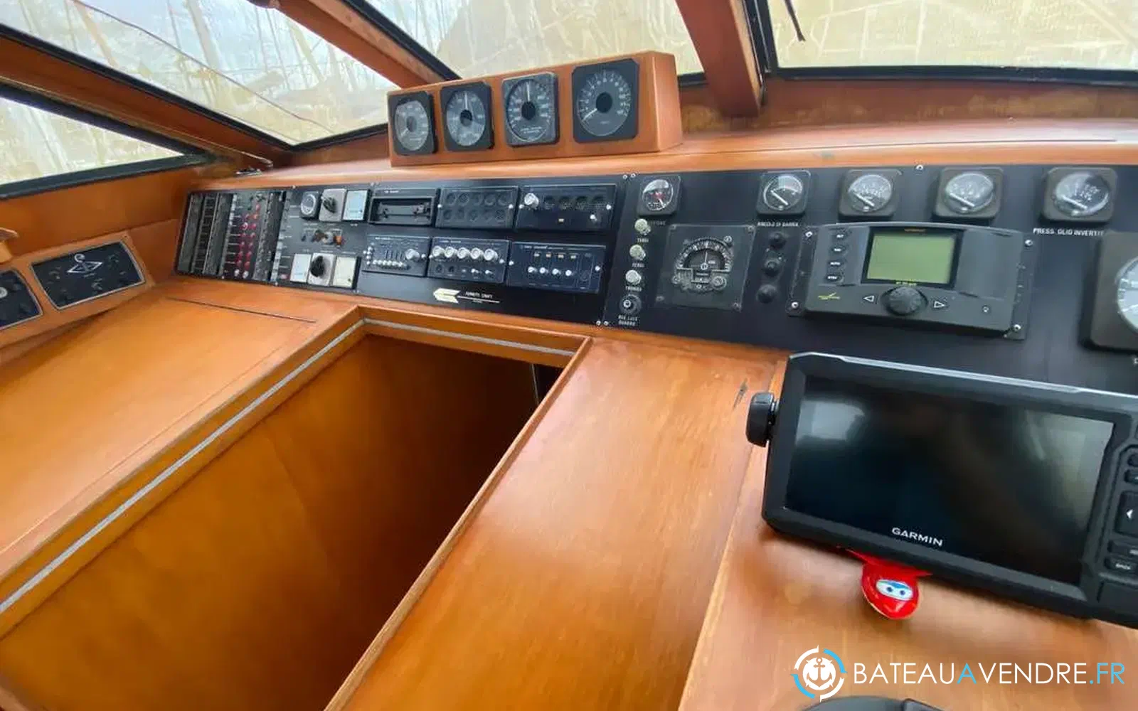 slider 9 Ferretti Altura 42