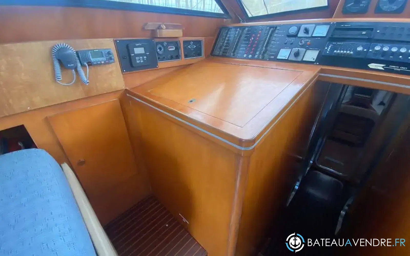 slider 37 Ferretti Altura 42
