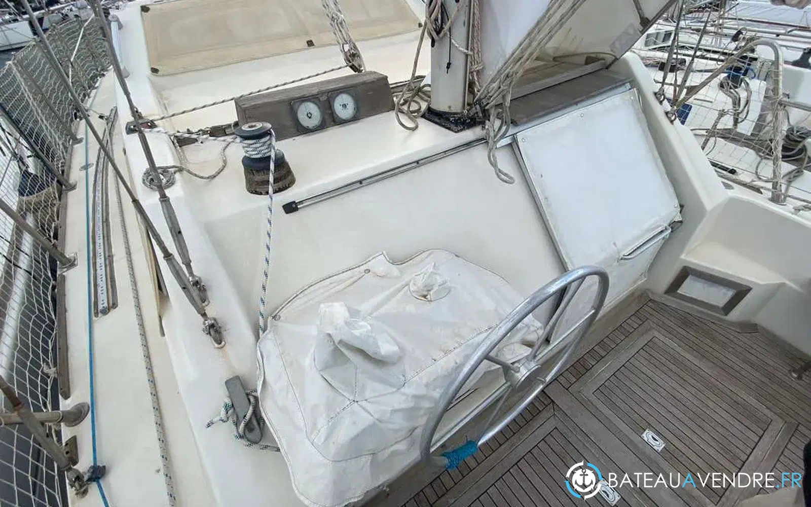 slider 8 Ferretti Altura 42
