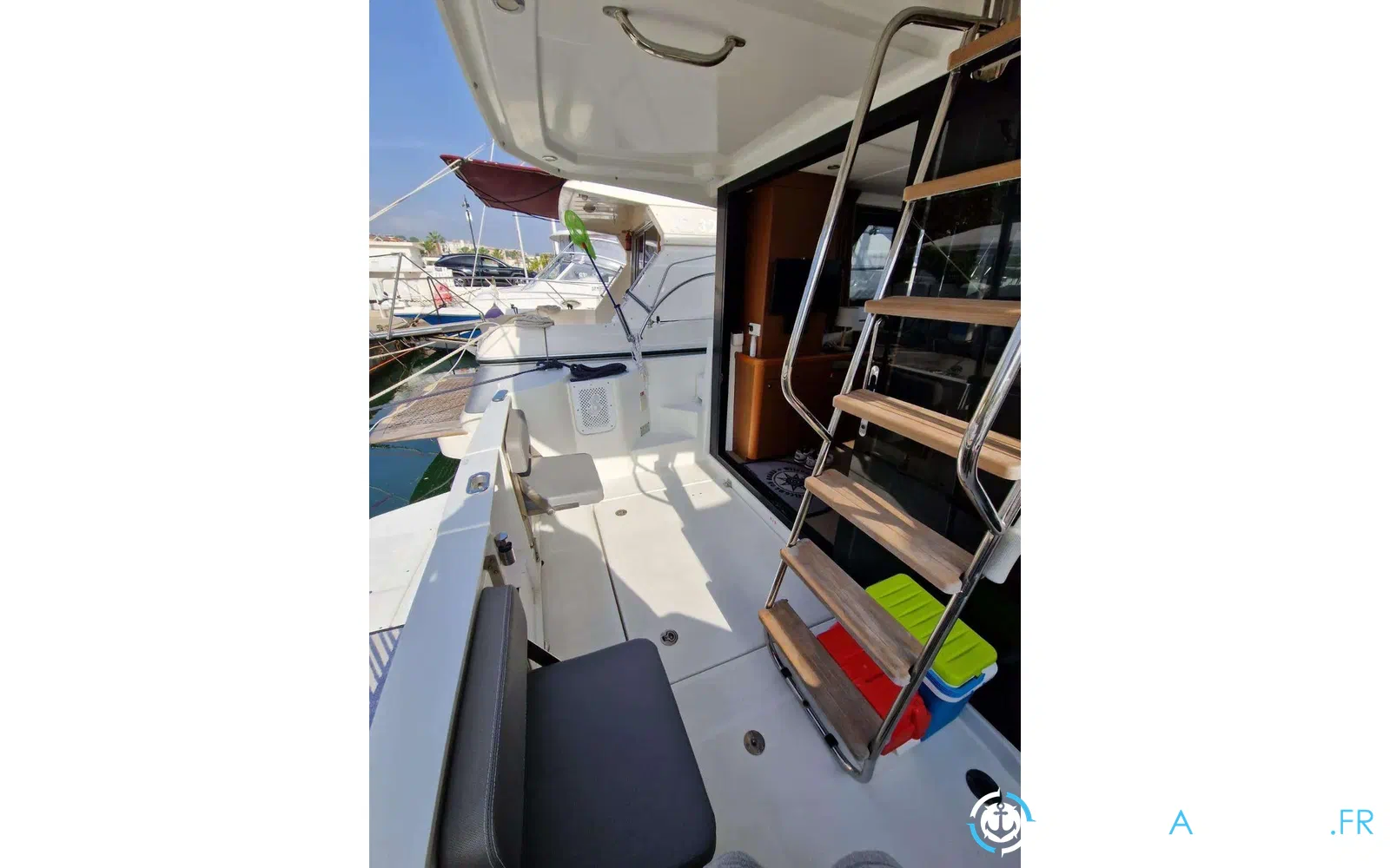 slider 10 Beneteau Swift Trawler 30