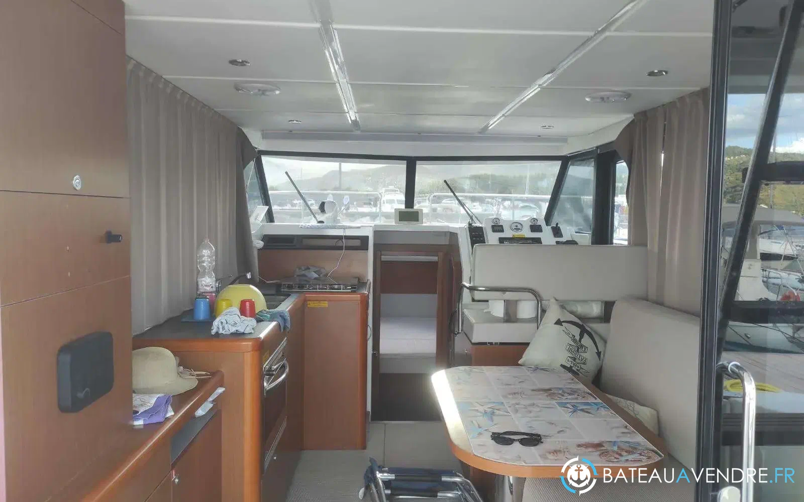slider 16 Beneteau Swift Trawler 30