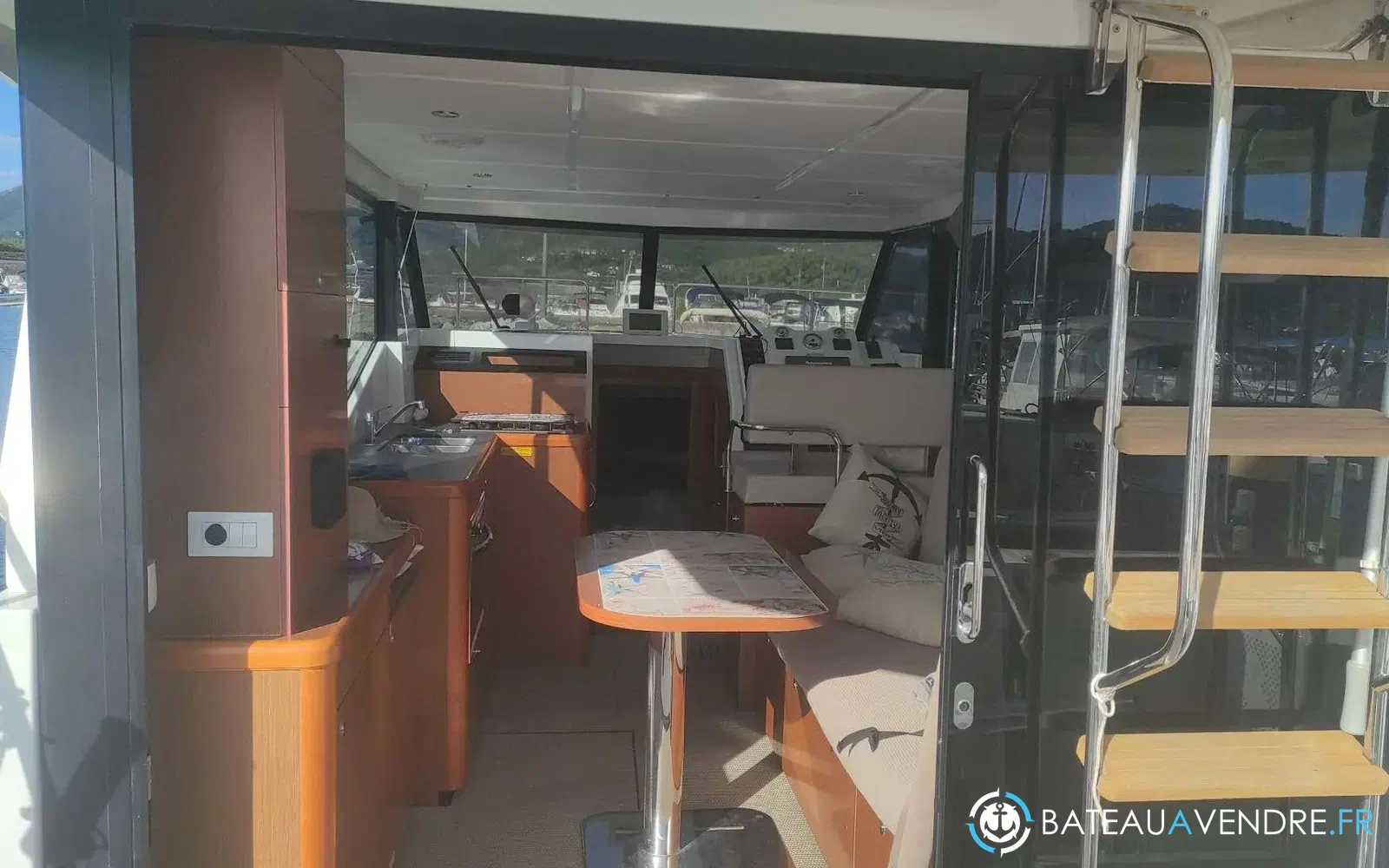 slider 1 Beneteau Swift Trawler 30