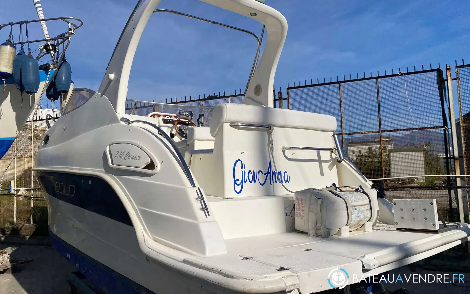 slider 7 Eolo 710 Cruiser
