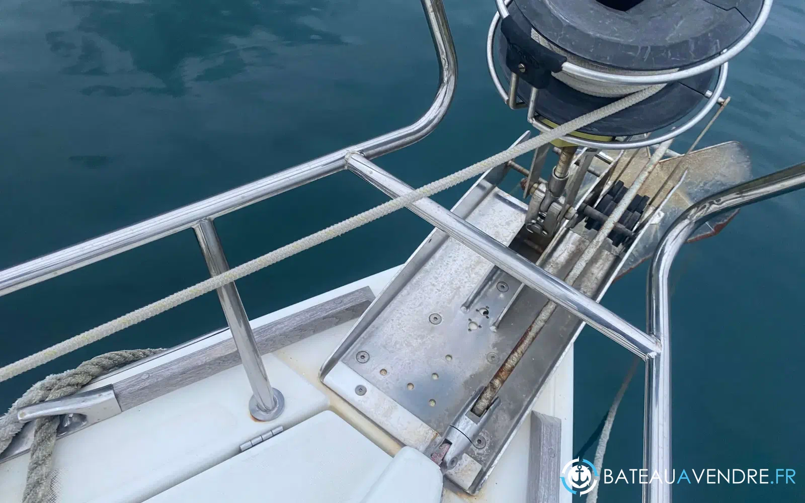 slider 28 Jeanneau 53
