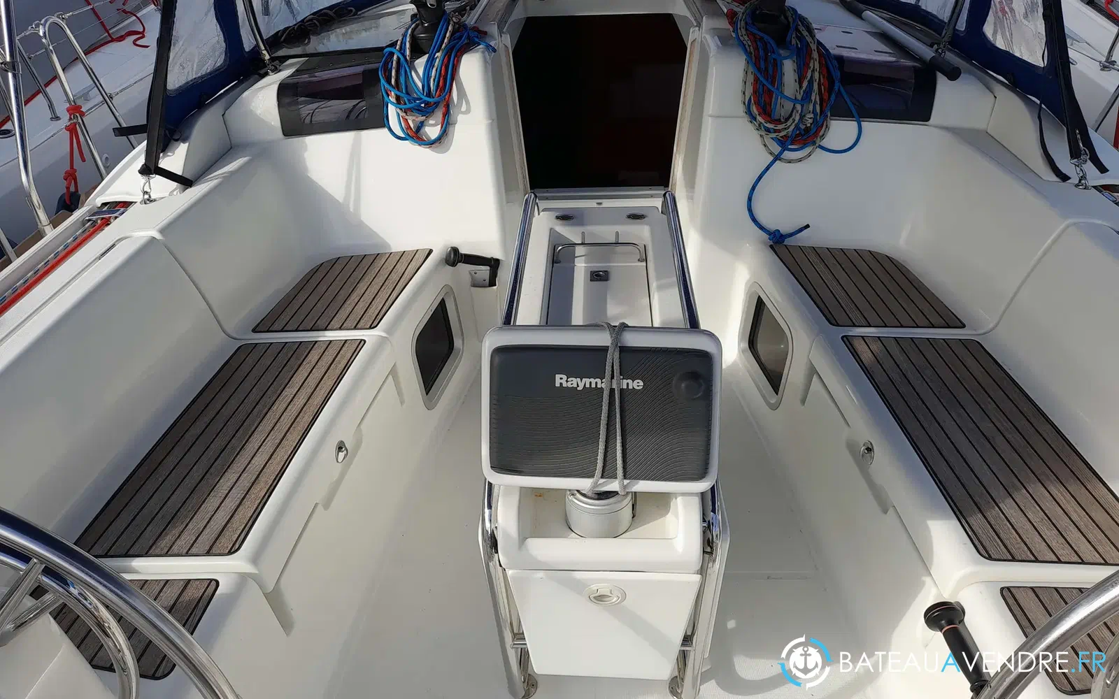 slider 20 Jeanneau Sun Odyssey 409