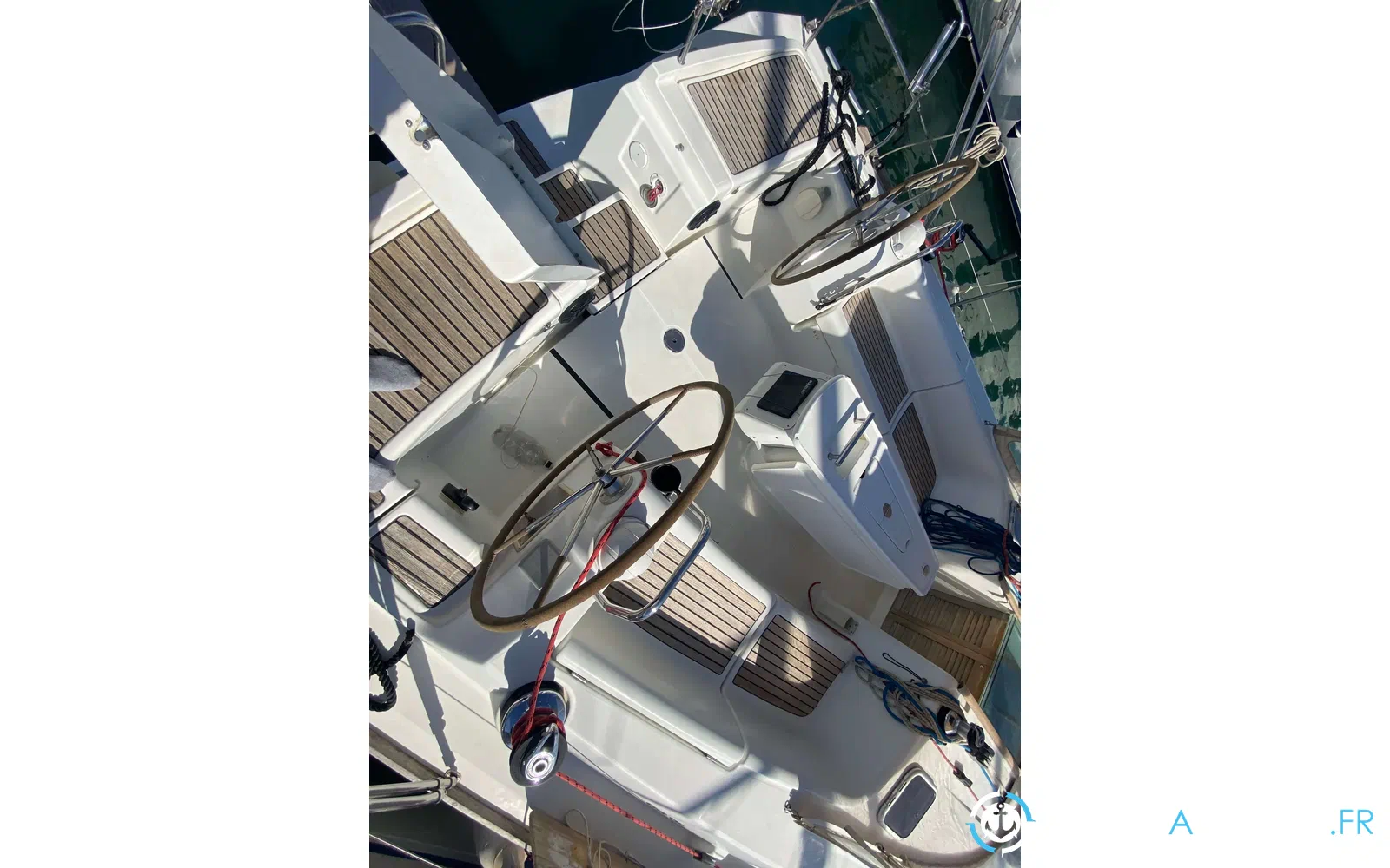 slider 16 Beneteau Oceanis 43