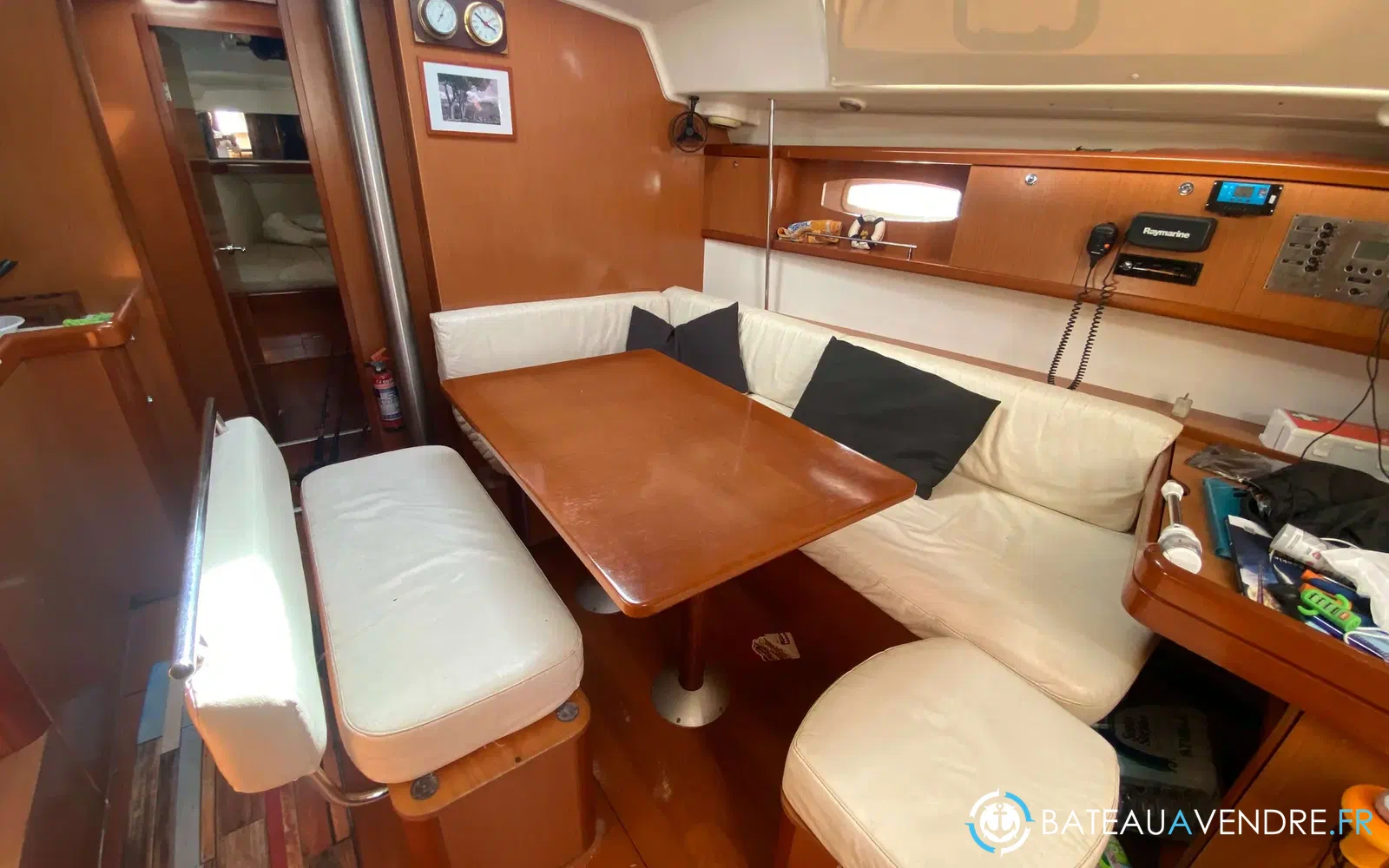 slider 6 Beneteau Oceanis 43