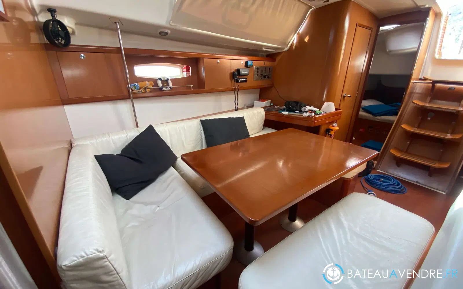 slider 7 Beneteau Oceanis 43