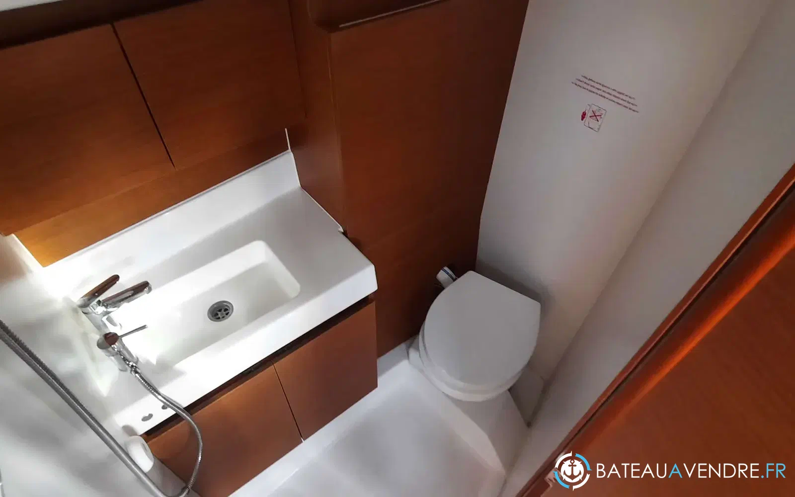 slider 20 Jeanneau Sun Odyssey 380