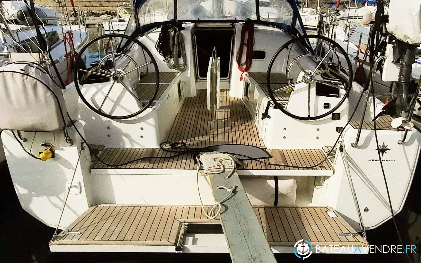slider 25 Jeanneau Sun Odyssey 380
