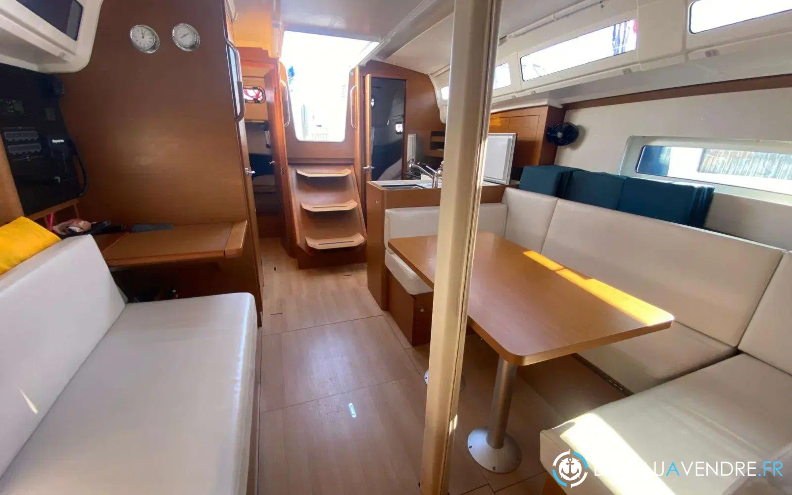 slider 26 Jeanneau Sun Odyssey 380