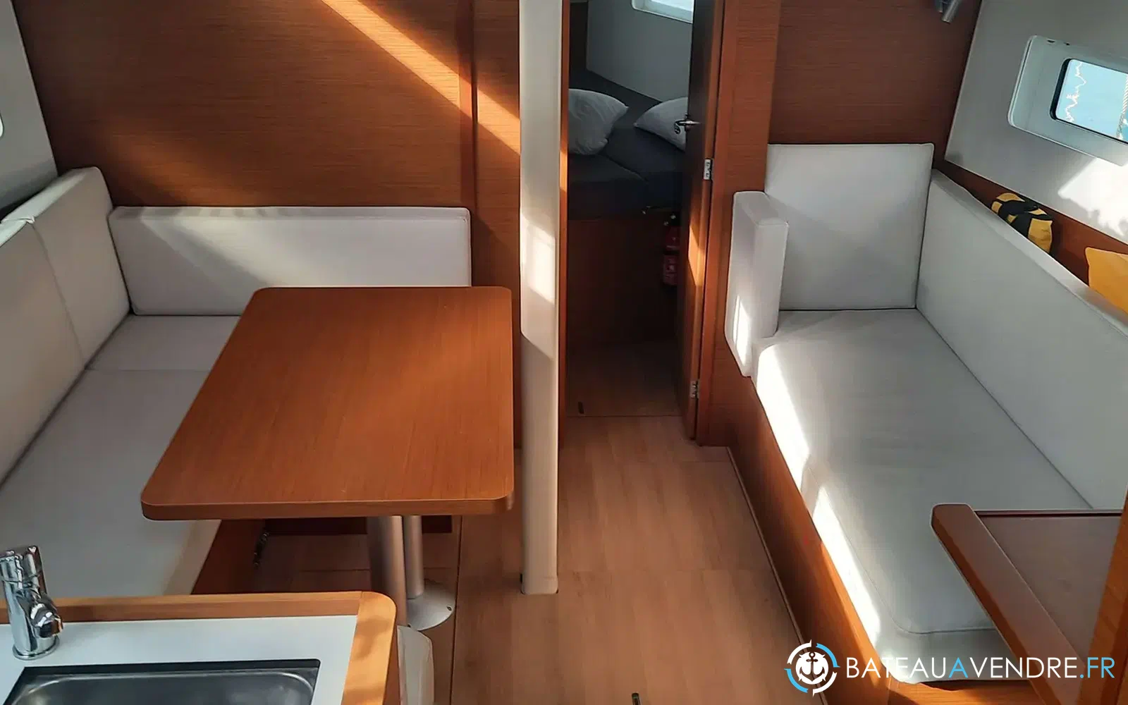 slider 3 Jeanneau Sun Odyssey 380