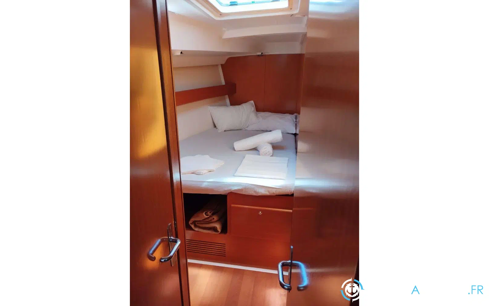 slider 17 Beneteau Cyclades 50.4