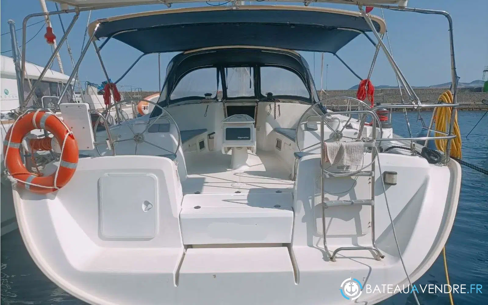 slider 6 Beneteau Cyclades 50.4