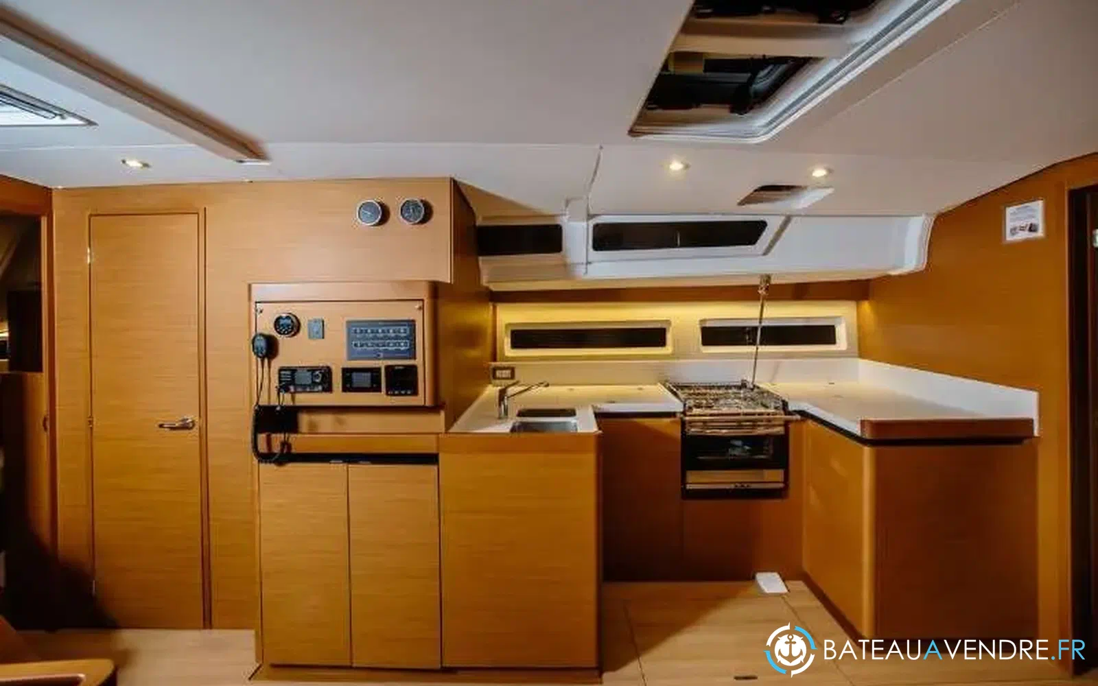 slider 4 Jeanneau Sun Odyssey 490