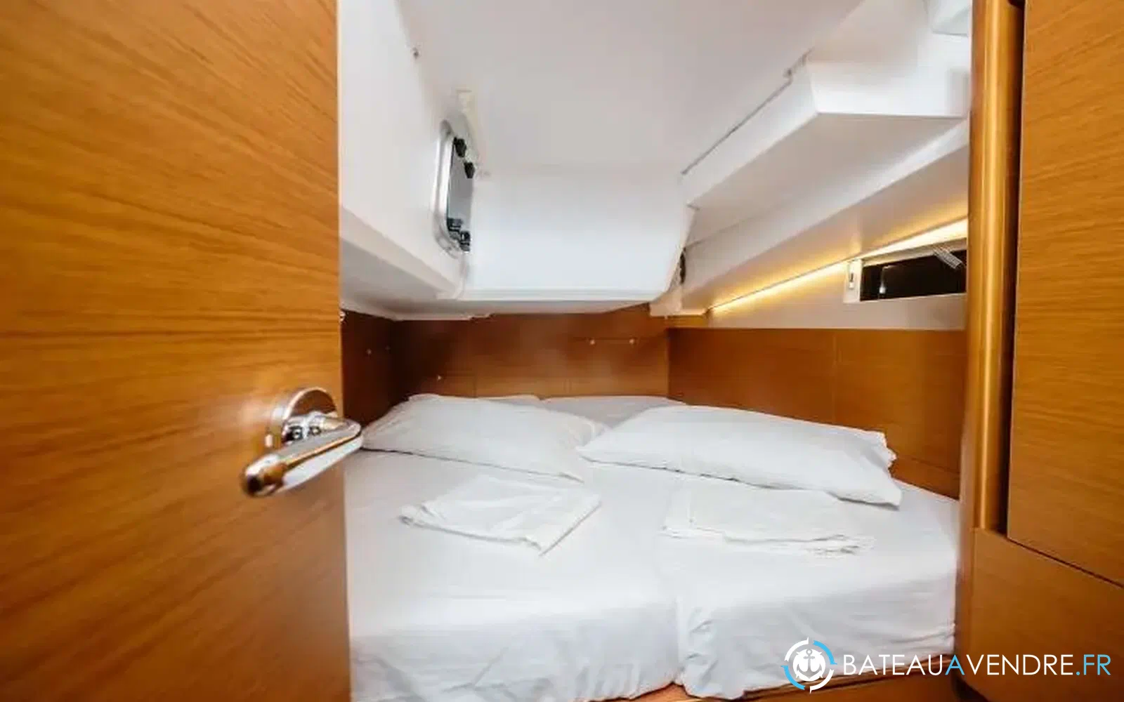 slider 7 Jeanneau Sun Odyssey 490