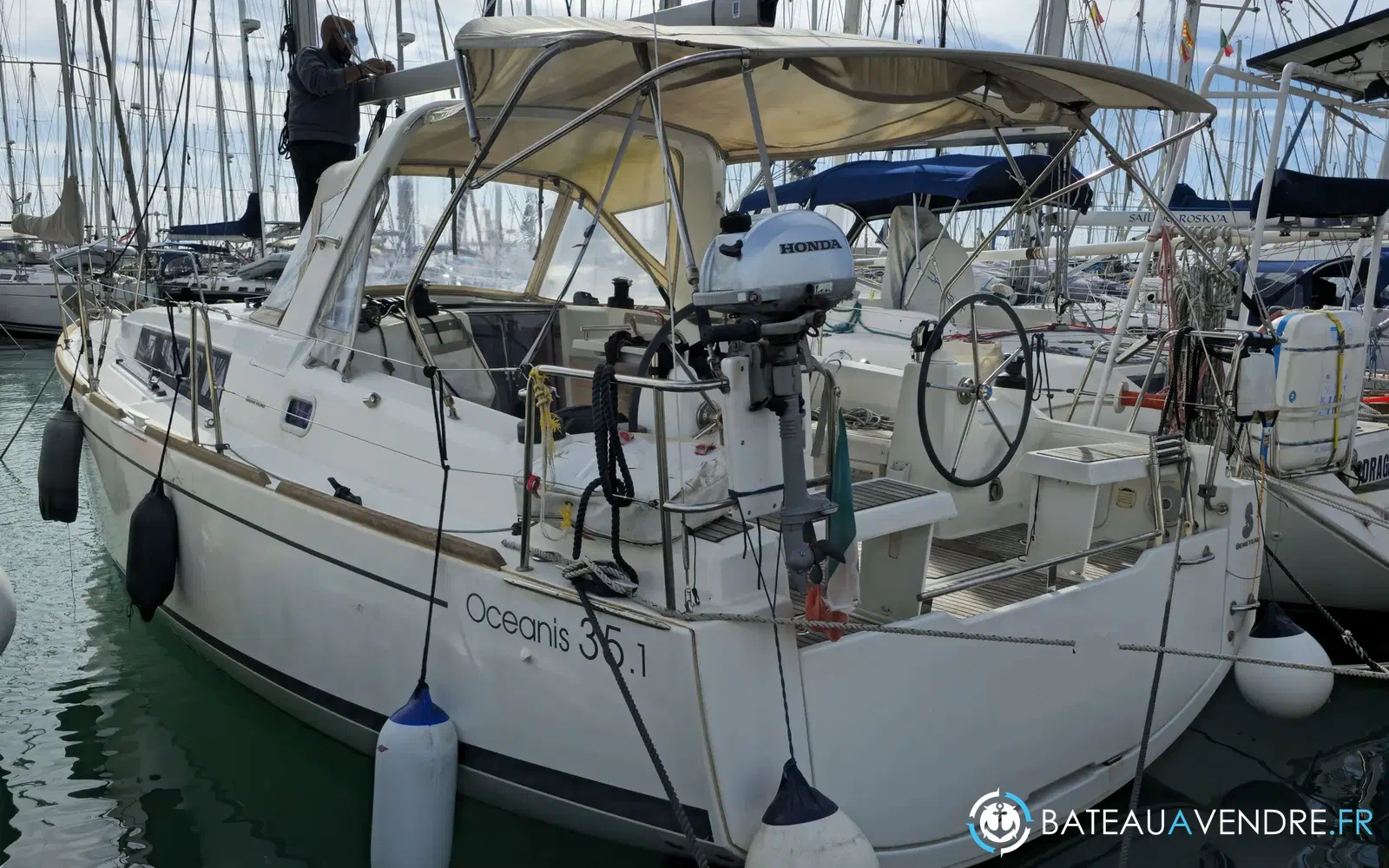 slider 0 Beneteau Oceanis 35.1