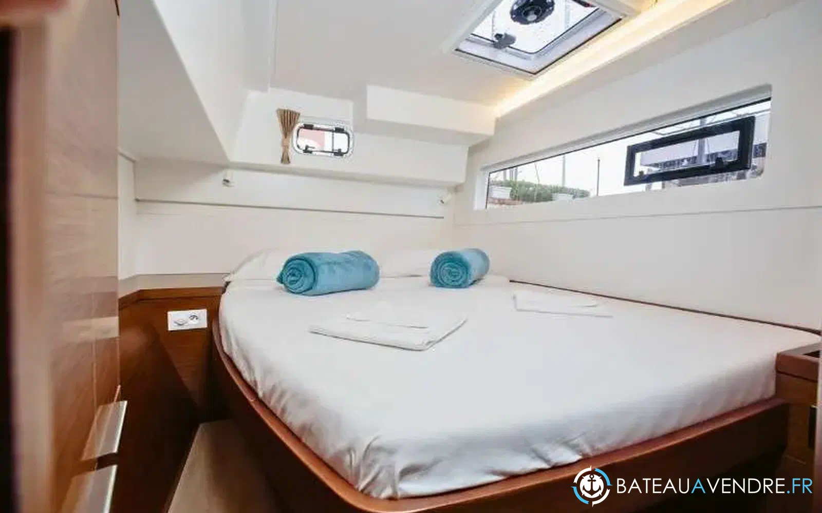 slider 17 Lagoon 40